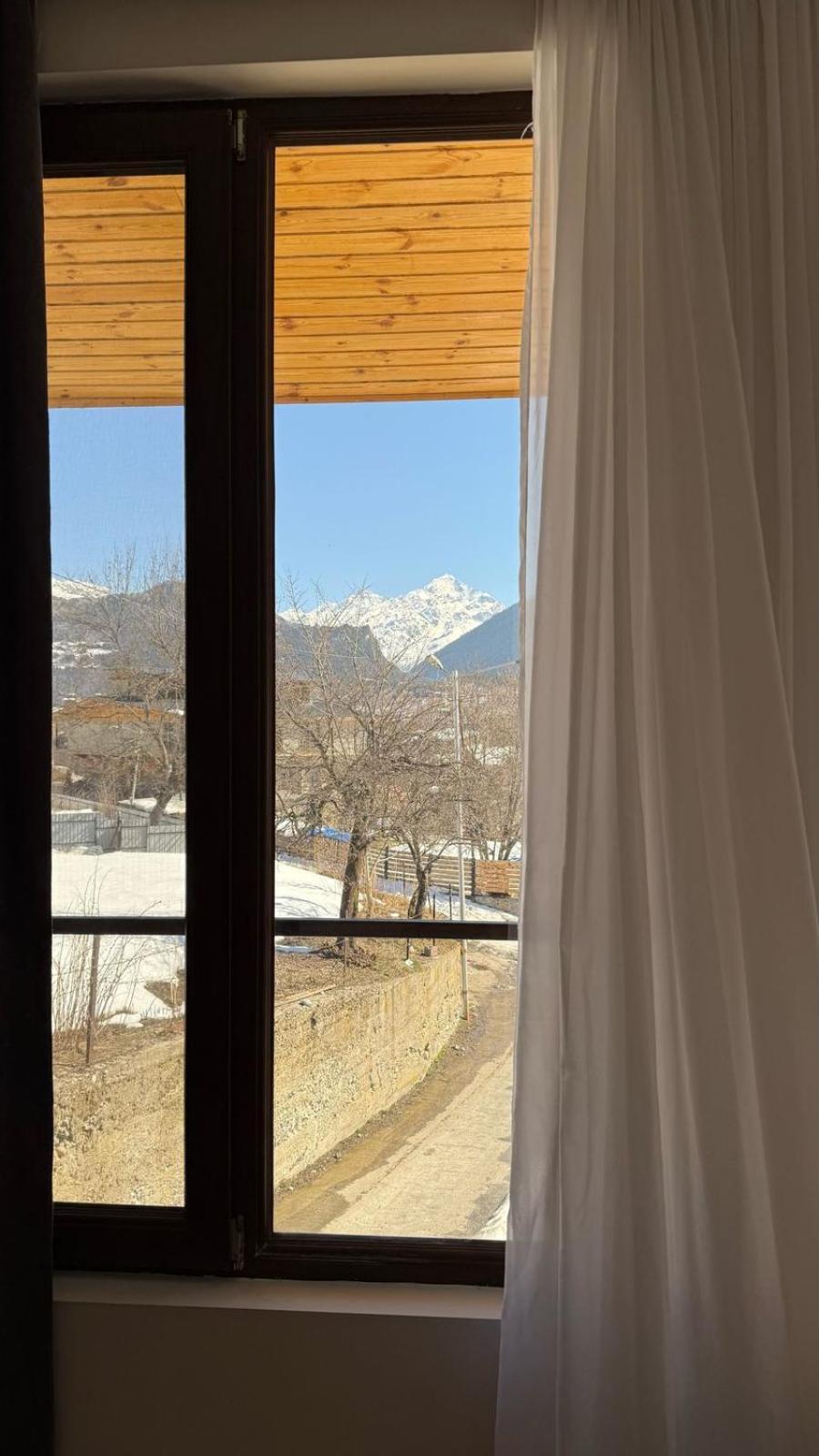 Eka'S Guest House メスティア エクステリア 写真