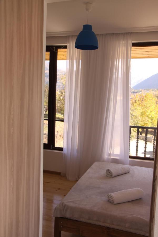 Eka'S Guest House メスティア エクステリア 写真
